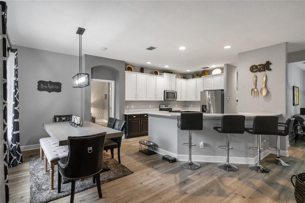 Kitchen Breakfast Counter or for entertaining with the chef.