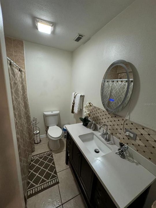 For Sale: $329,900 (3 beds, 2 baths, 1083 Square Feet)