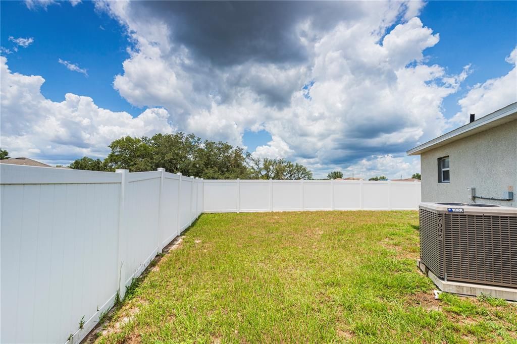 Active With Contract: $270,000 (3 beds, 2 baths, 1244 Square Feet)