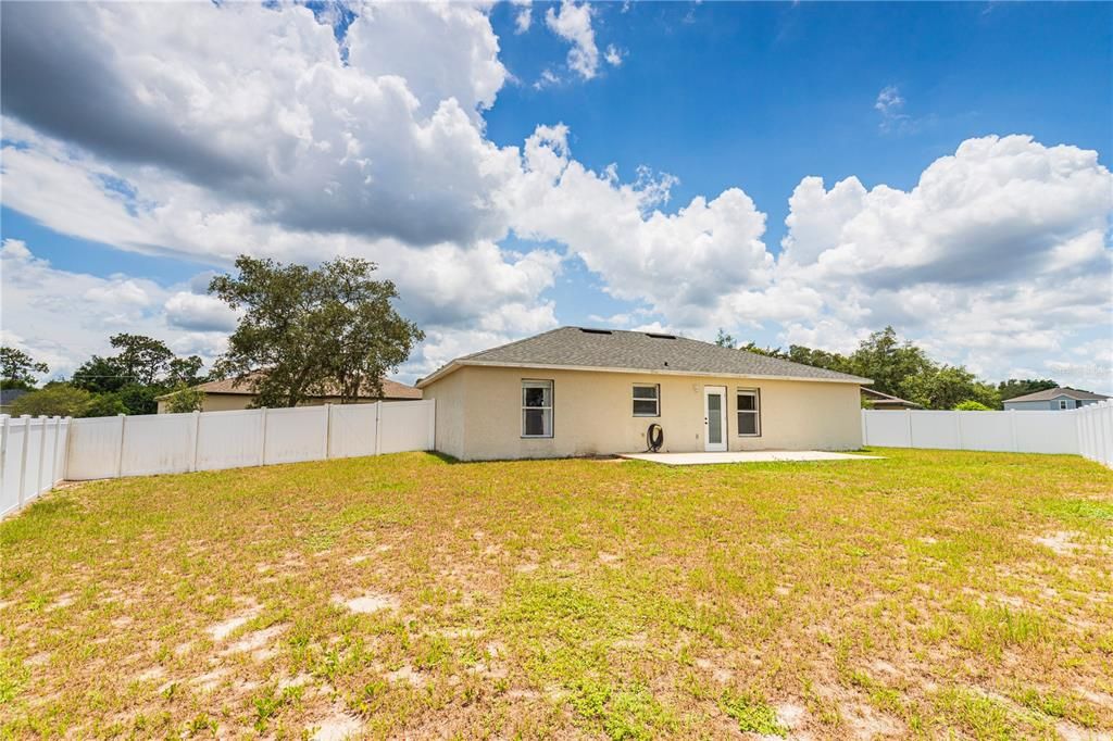 Active With Contract: $270,000 (3 beds, 2 baths, 1244 Square Feet)