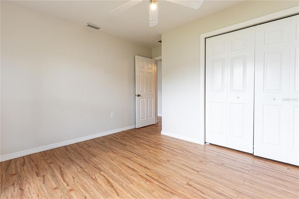 Active With Contract: $270,000 (3 beds, 2 baths, 1244 Square Feet)