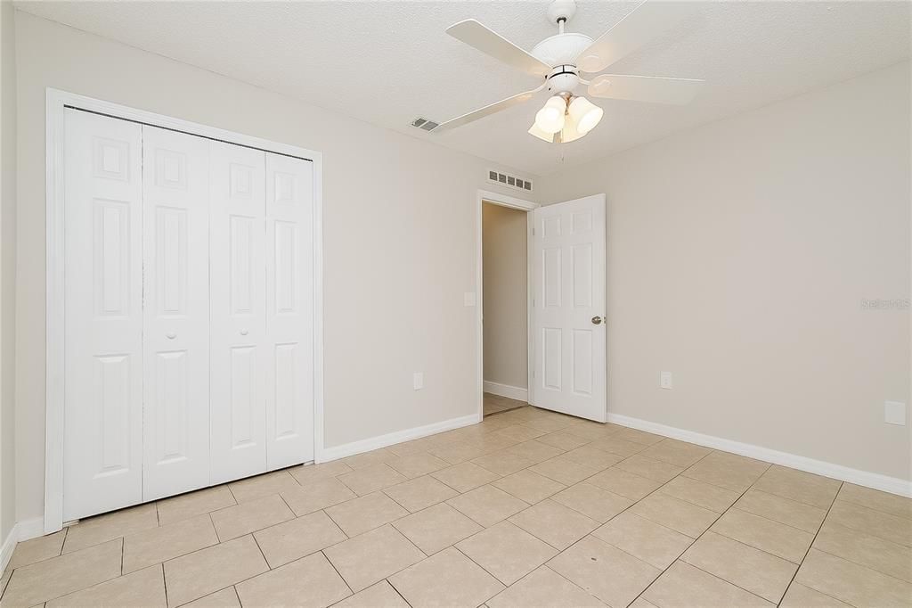 For Sale: $279,900 (3 beds, 2 baths, 1368 Square Feet)