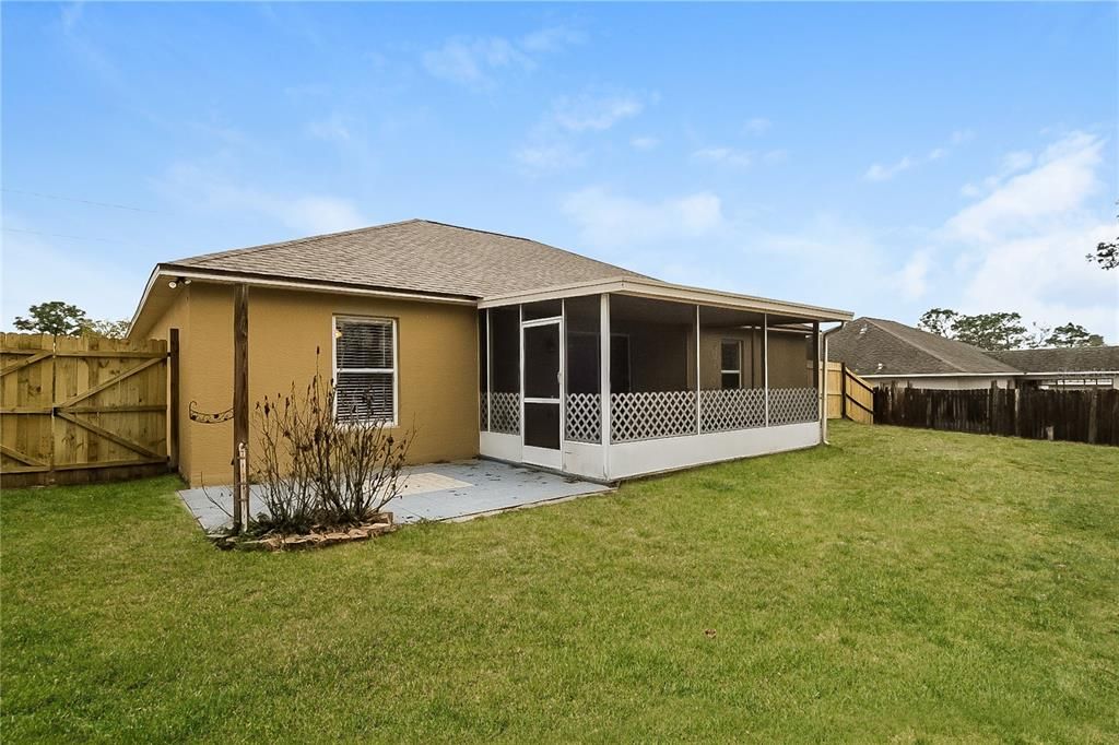 For Sale: $279,900 (3 beds, 2 baths, 1368 Square Feet)