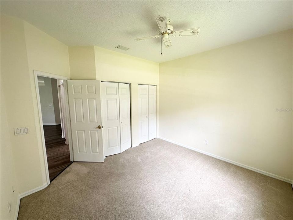 For Rent: $2,100 (3 beds, 2 baths, 1602 Square Feet)