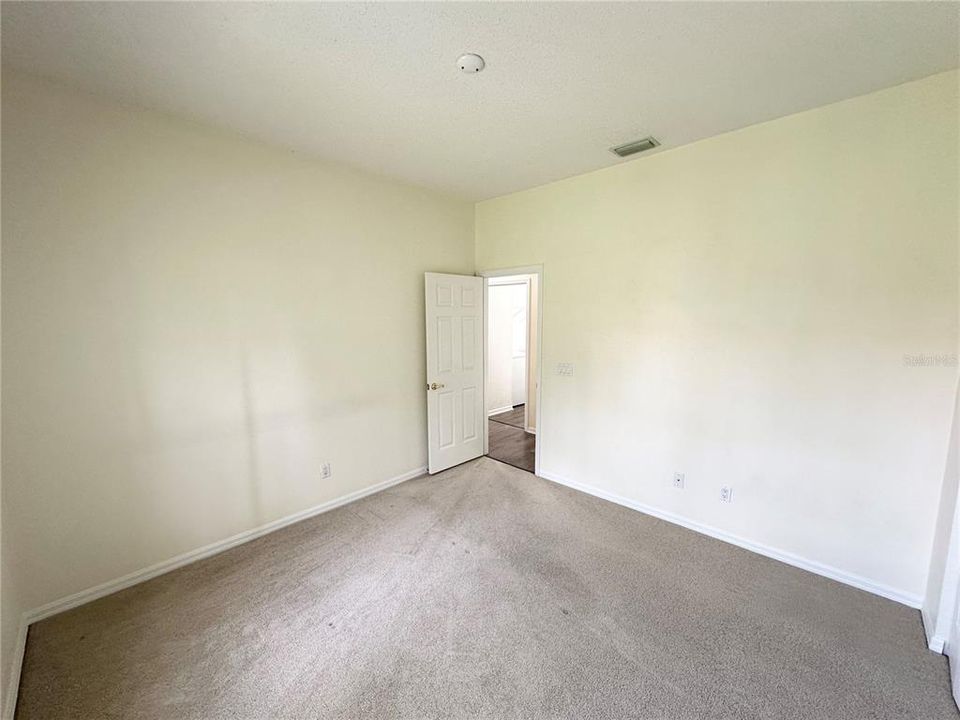 For Rent: $2,100 (3 beds, 2 baths, 1602 Square Feet)