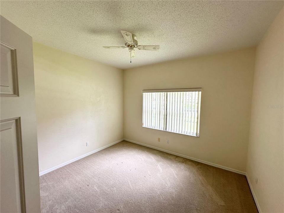 For Rent: $2,100 (3 beds, 2 baths, 1602 Square Feet)