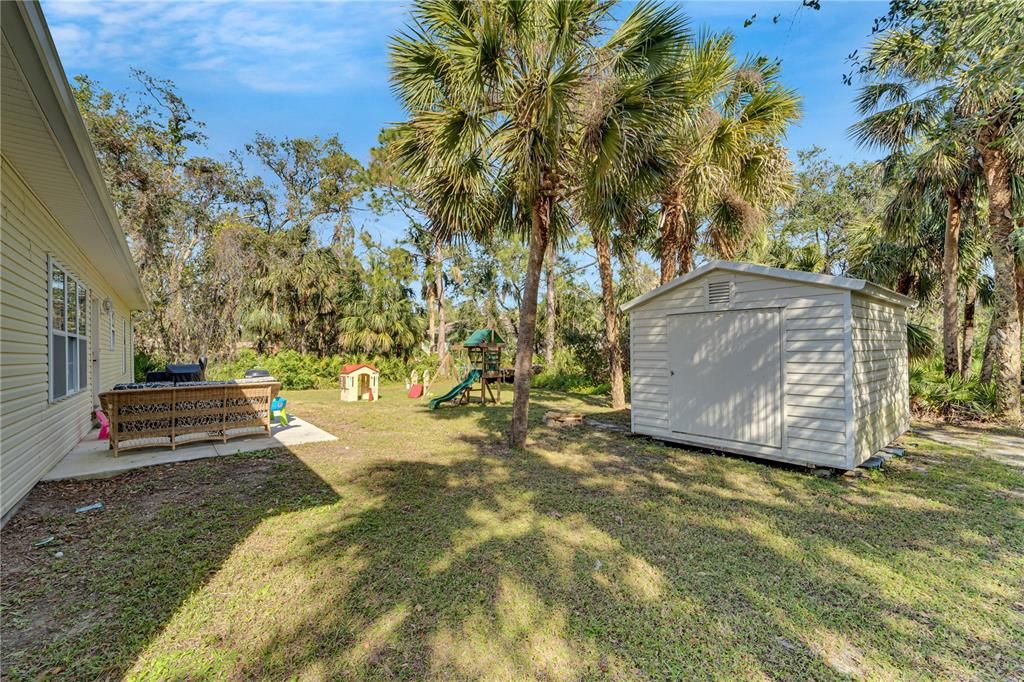 For Sale: $384,000 (3 beds, 2 baths, 1651 Square Feet)