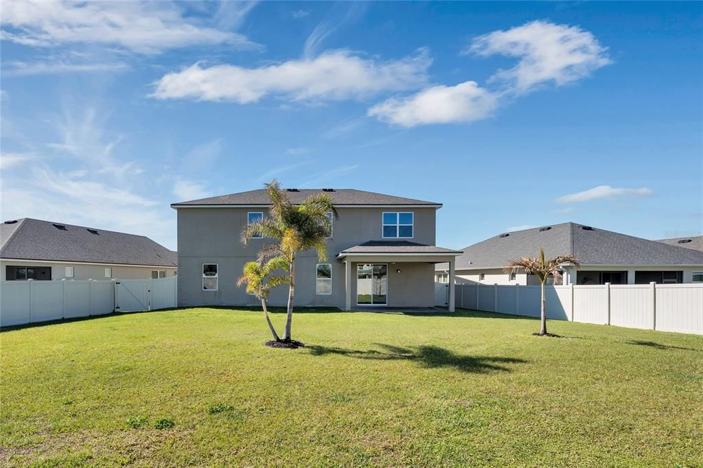 Active With Contract: $3,650 (4 beds, 2 baths, 3110 Square Feet)