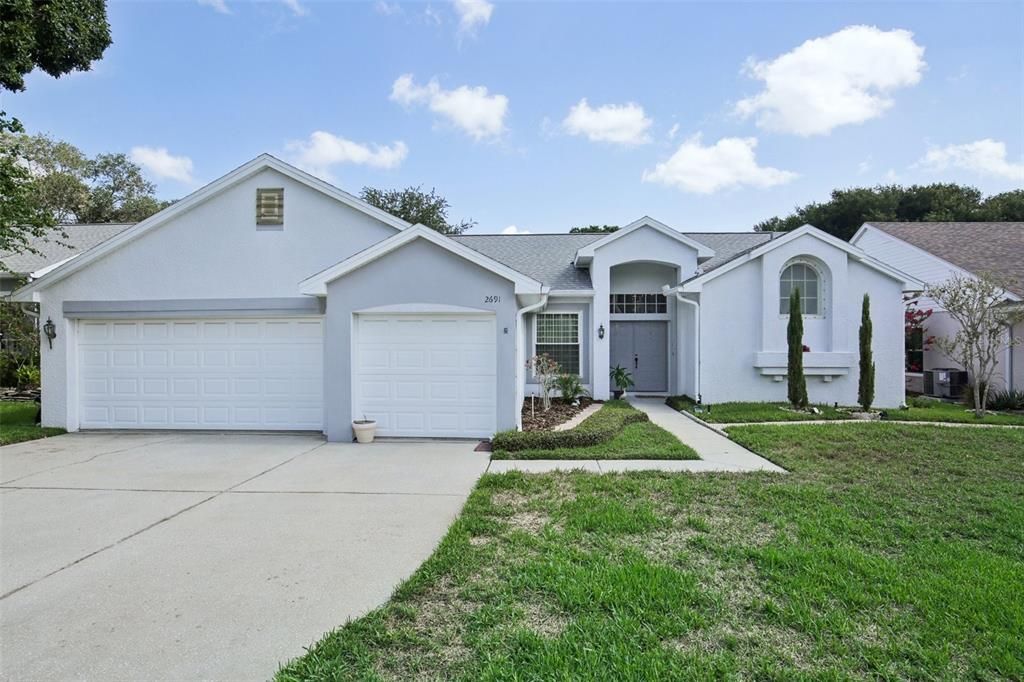 Active With Contract: $550,000 (4 beds, 2 baths, 1942 Square Feet)