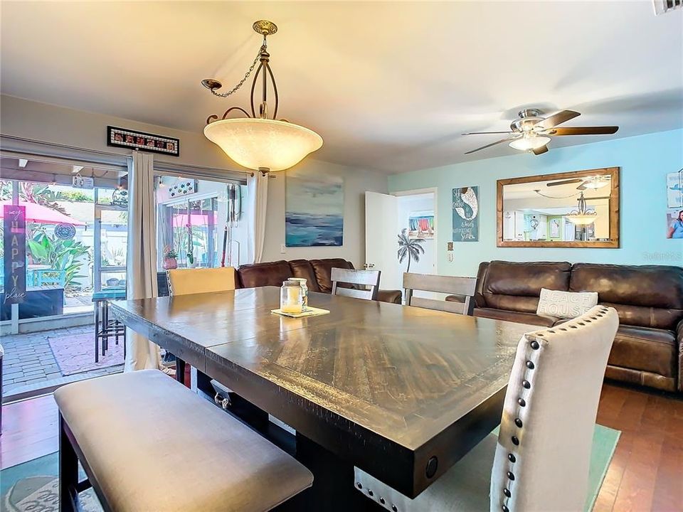 For Sale: $490,000 (3 beds, 2 baths, 1695 Square Feet)