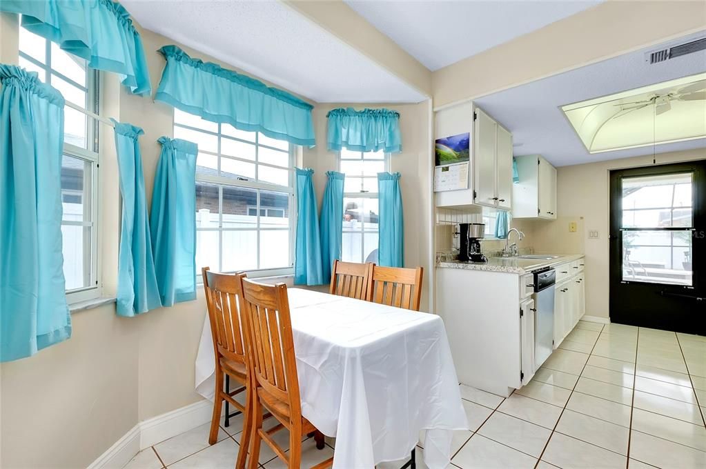 For Sale: $429,000 (2 beds, 2 baths, 1478 Square Feet)