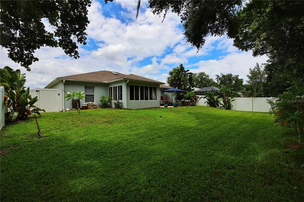 For Sale: $475,000 (3 beds, 2 baths, 1734 Square Feet)