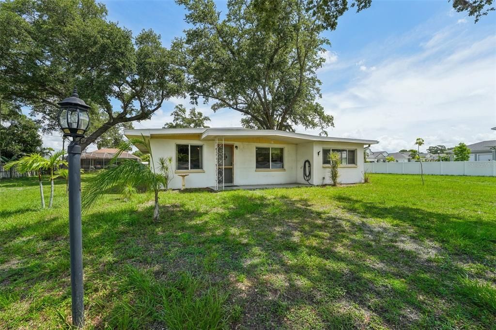 For Sale: $675,000 (3 beds, 2 baths, 1416 Square Feet)