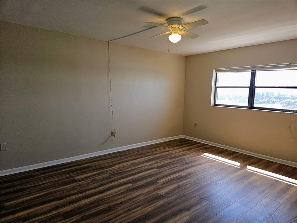 For Rent: $2,500 (2 beds, 2 baths, 1180 Square Feet)