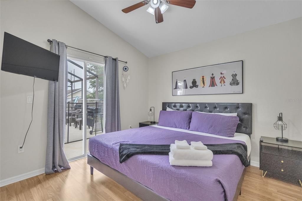 For Sale: $385,000 (4 beds, 2 baths, 1412 Square Feet)