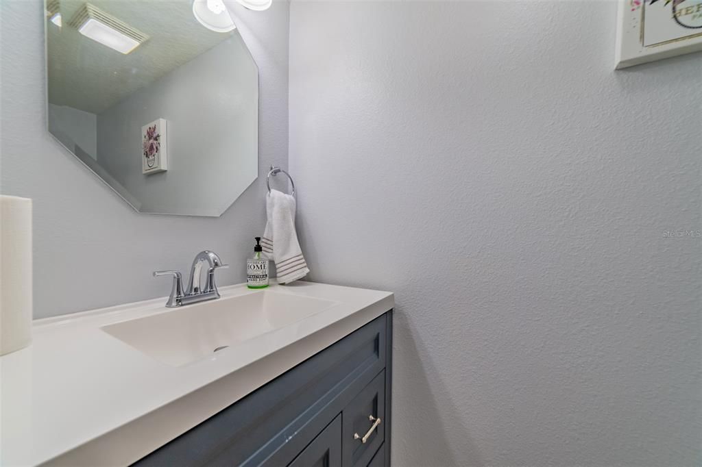 For Sale: $247,500 (2 beds, 2 baths, 1386 Square Feet)