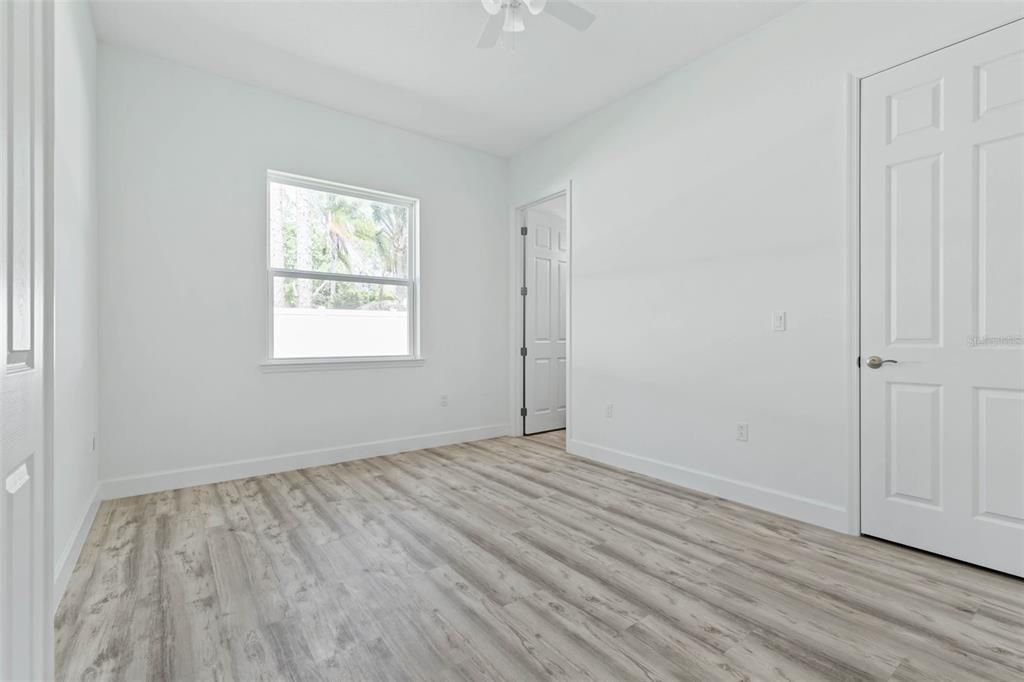 Living Room / Kitchen