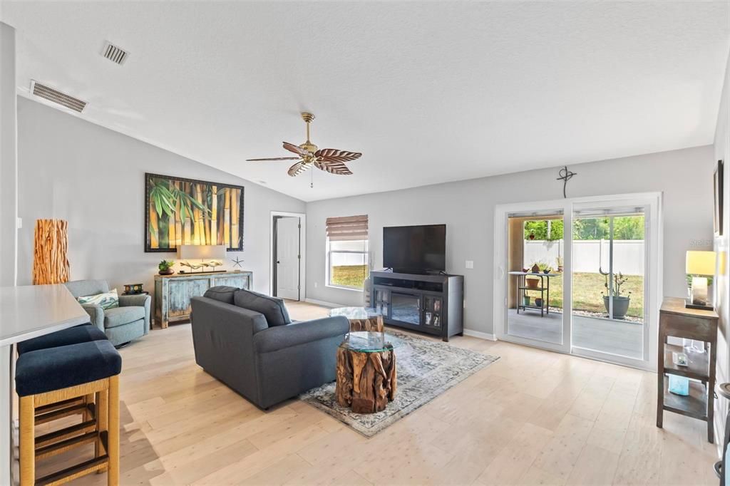 For Sale: $389,000 (3 beds, 2 baths, 2020 Square Feet)