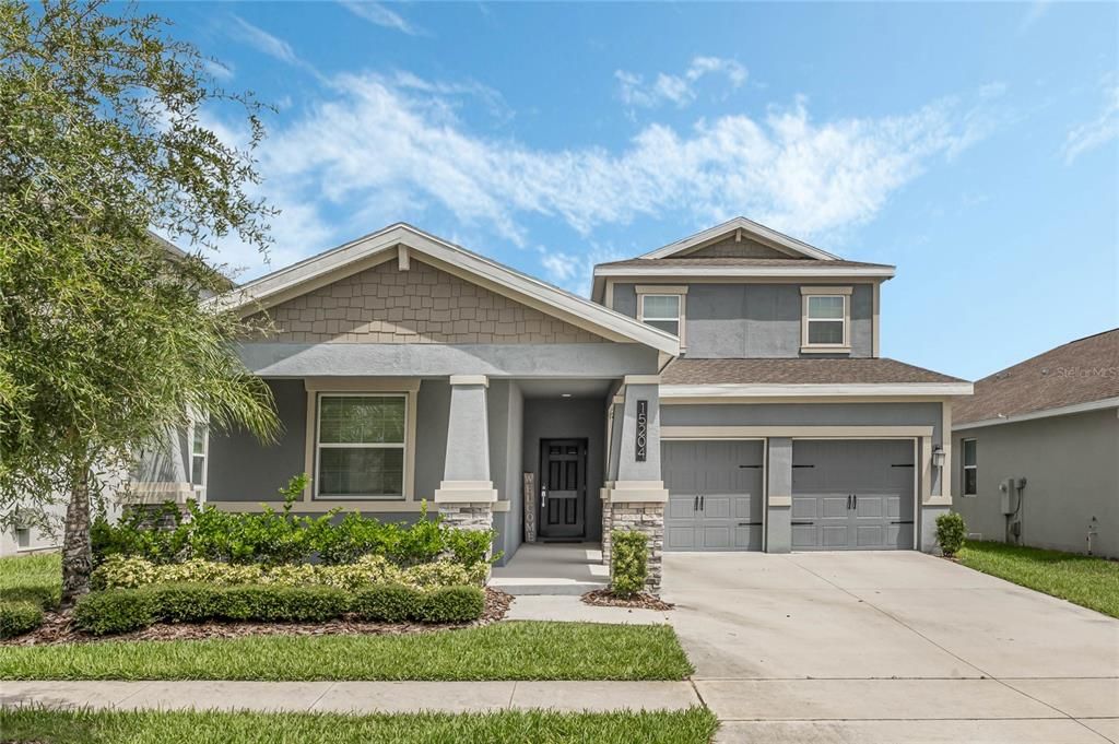 Active With Contract: $664,900 (4 beds, 4 baths, 2722 Square Feet)