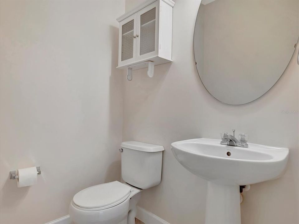 For Sale: $470,000 (3 beds, 2 baths, 2382 Square Feet)