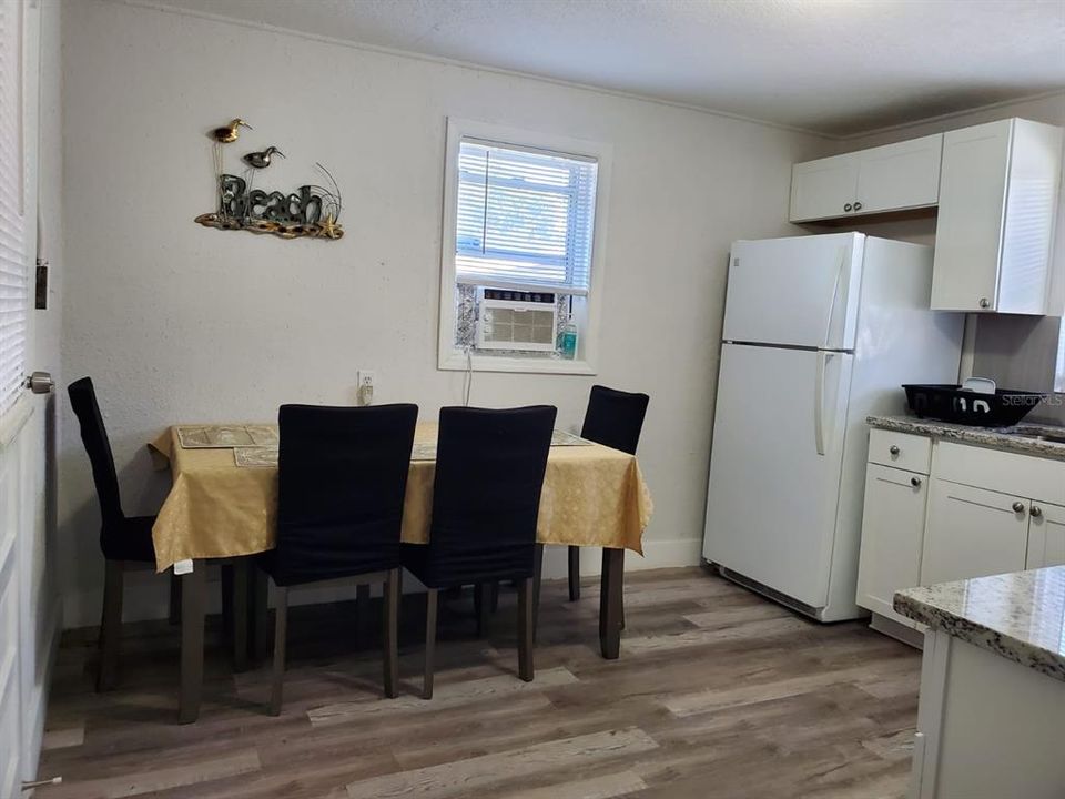 Kitchen dining room combo