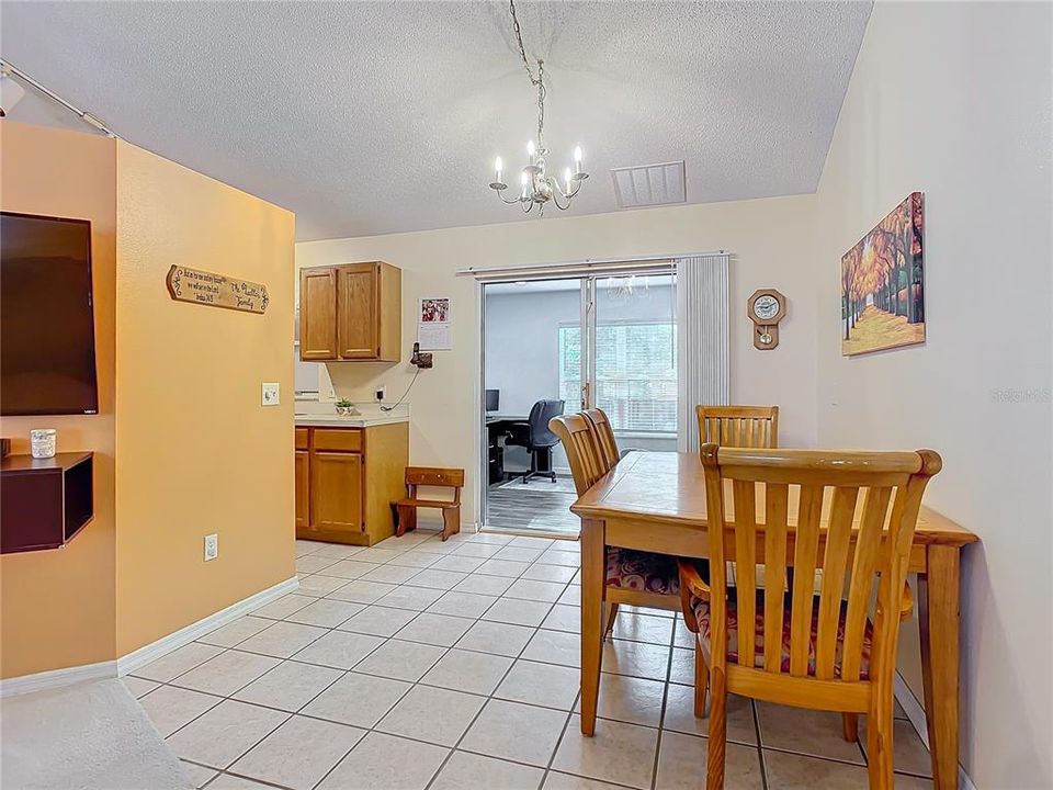 For Sale: $300,000 (3 beds, 2 baths, 1332 Square Feet)