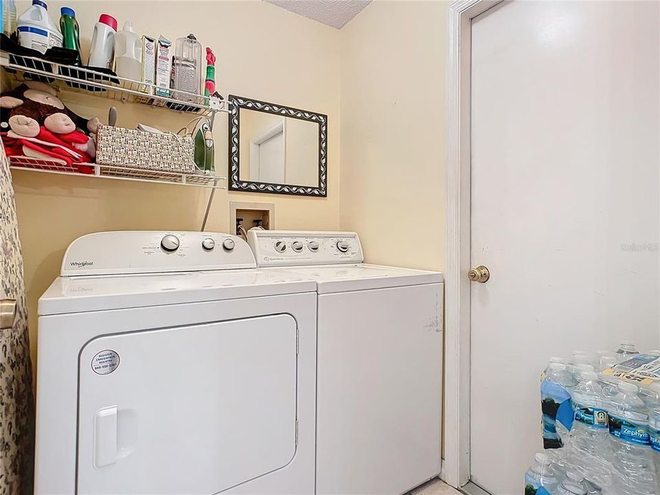 For Sale: $300,000 (3 beds, 2 baths, 1332 Square Feet)