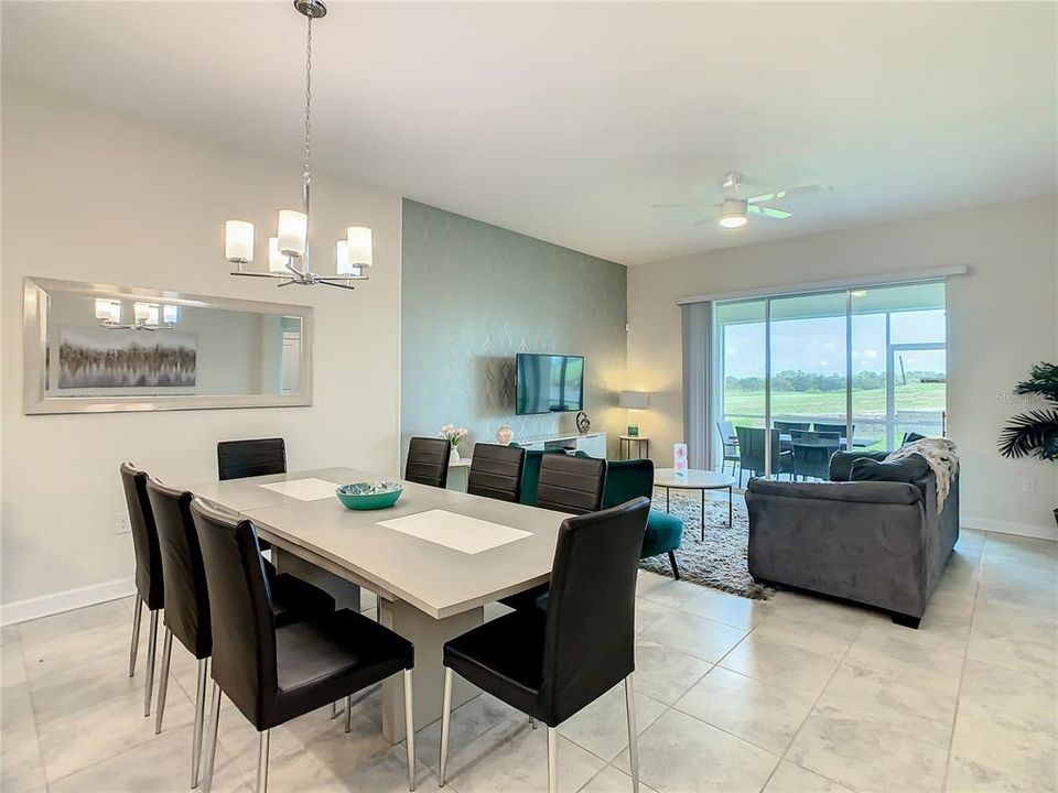 For Sale: $399,900 (2 beds, 2 baths, 1388 Square Feet)