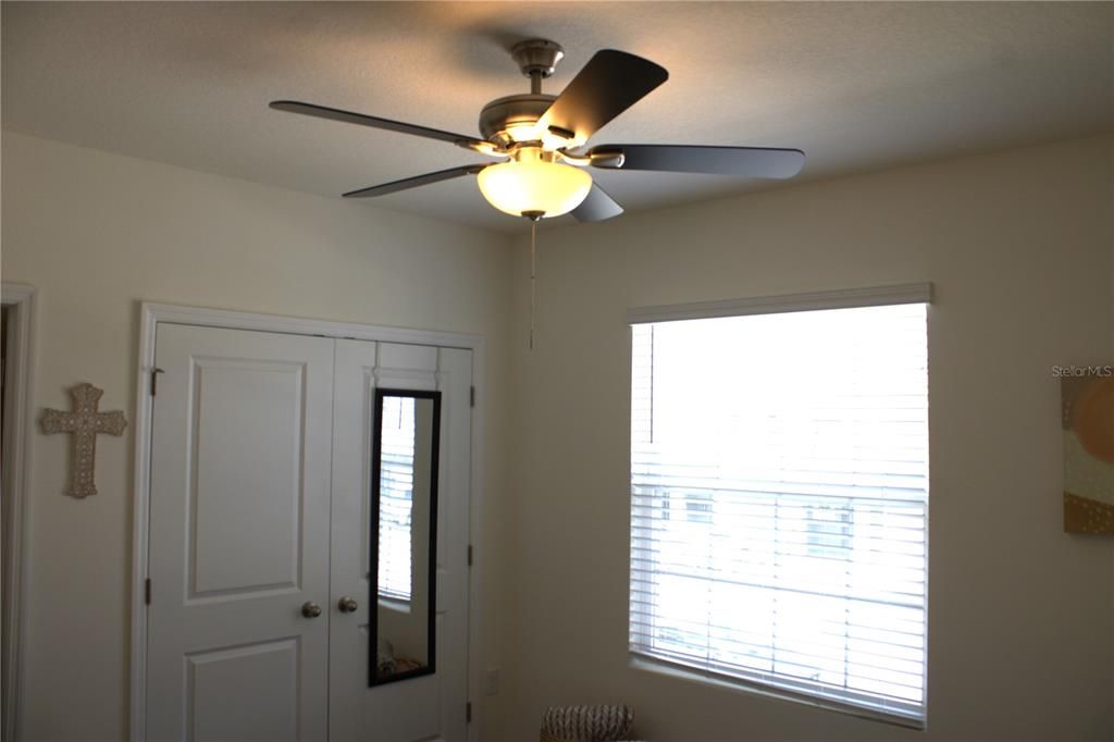 For Rent: $2,250 (3 beds, 2 baths, 1758 Square Feet)