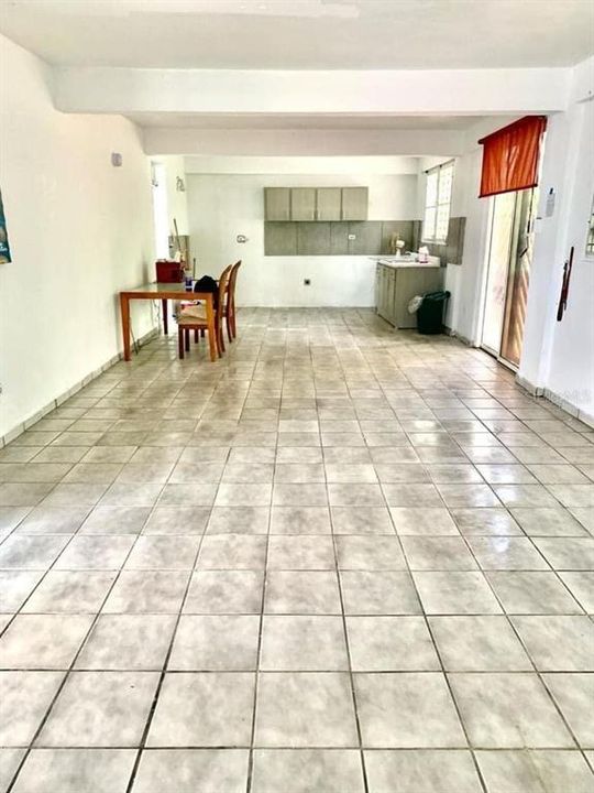 En Venta: $199,900 (3 camas, 2 baños, 2000 Pies cuadrados)