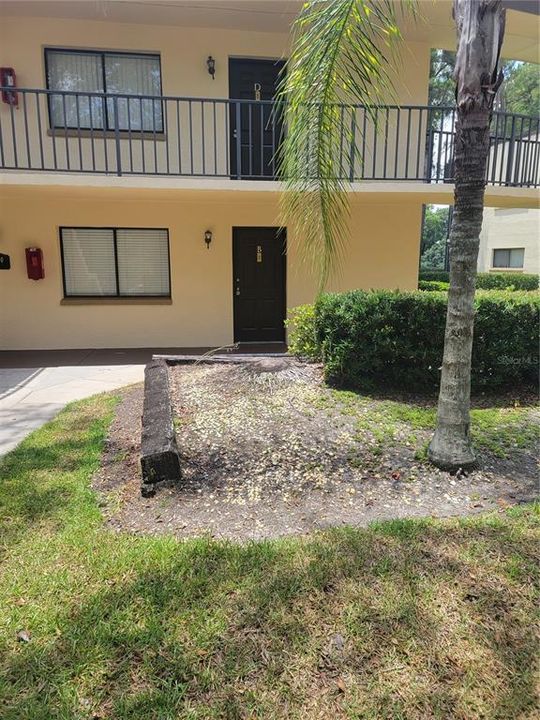 For Rent: $1,700 (2 beds, 2 baths, 960 Square Feet)