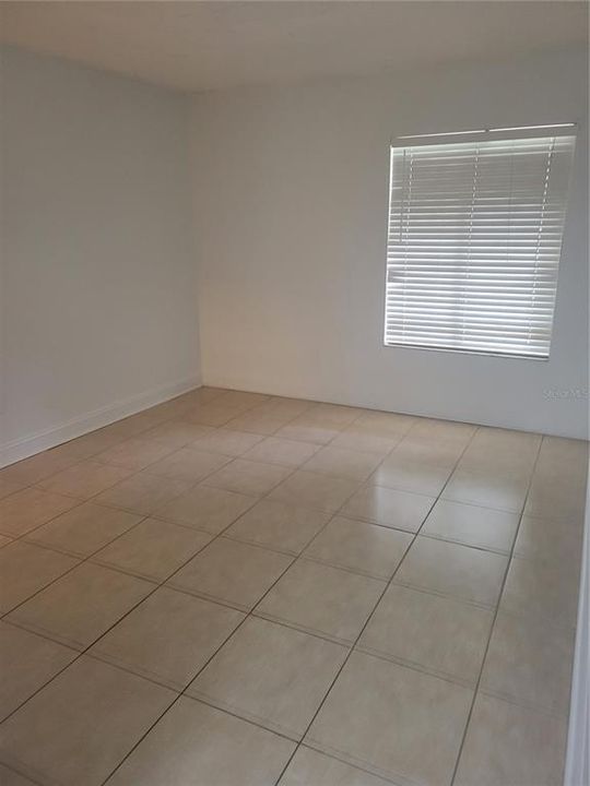 For Rent: $1,700 (2 beds, 2 baths, 960 Square Feet)