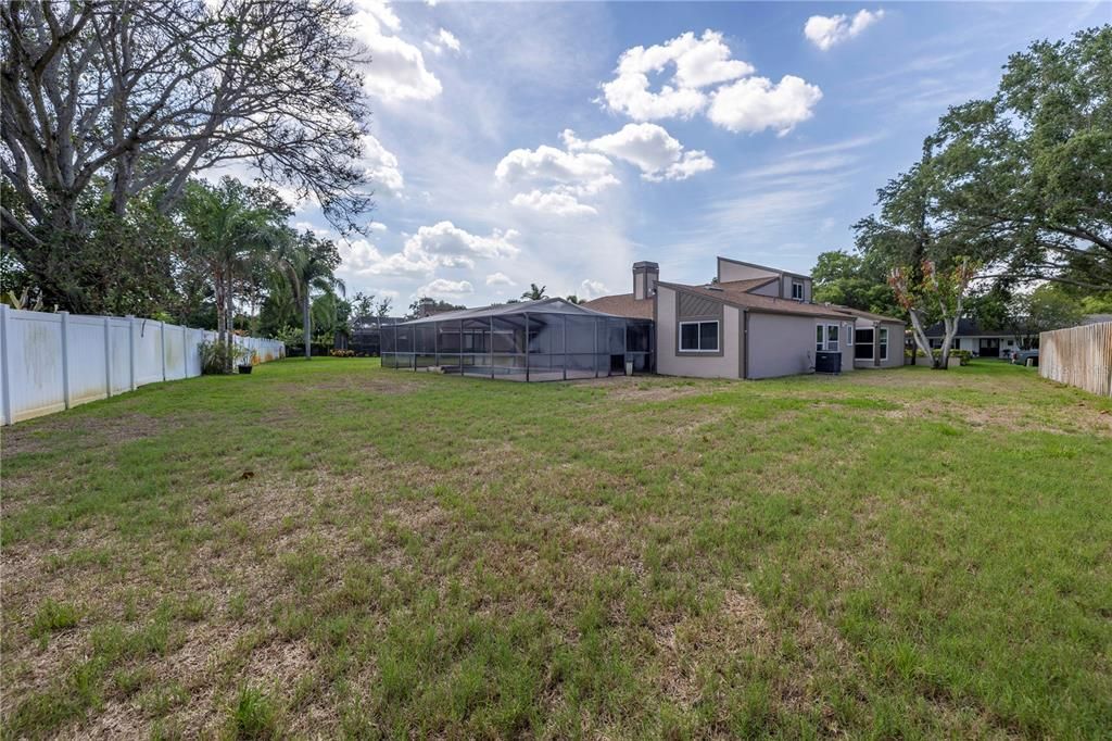 For Sale: $650,000 (4 beds, 2 baths, 2545 Square Feet)