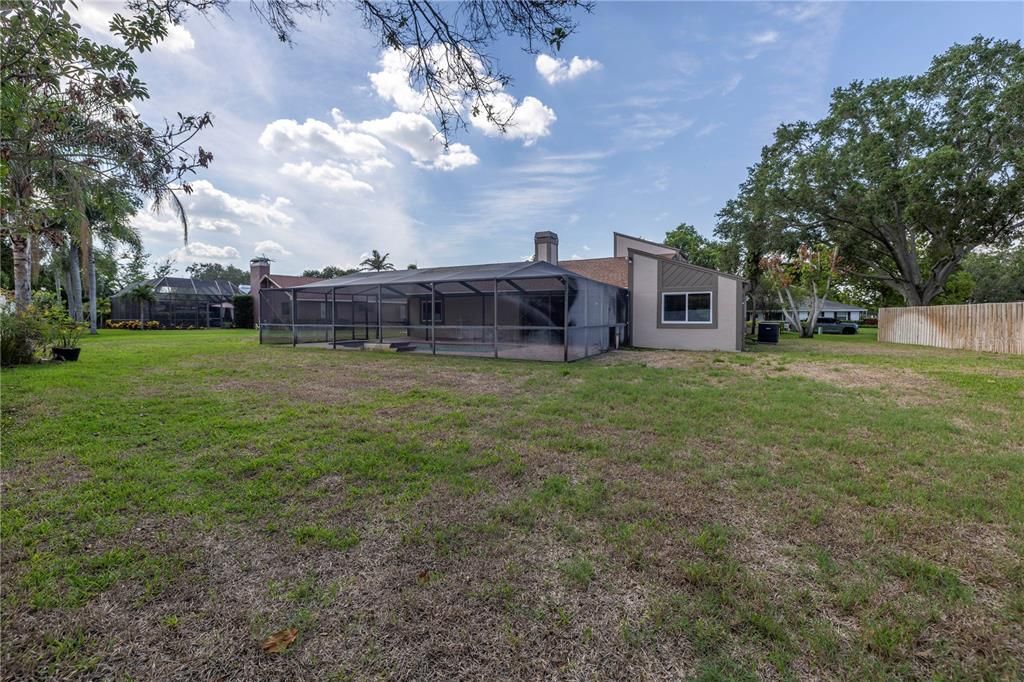 For Sale: $650,000 (4 beds, 2 baths, 2545 Square Feet)