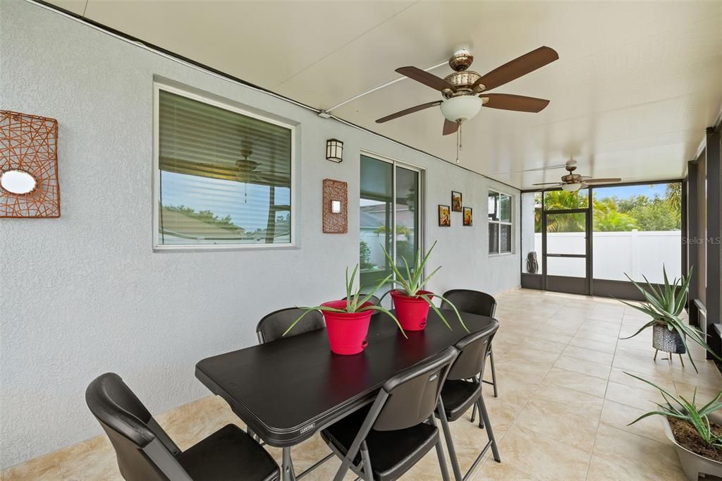 For Sale: $430,000 (4 beds, 2 baths, 2670 Square Feet)