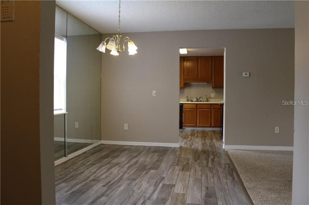 For Rent: $1,800 (2 beds, 2 baths, 1365 Square Feet)