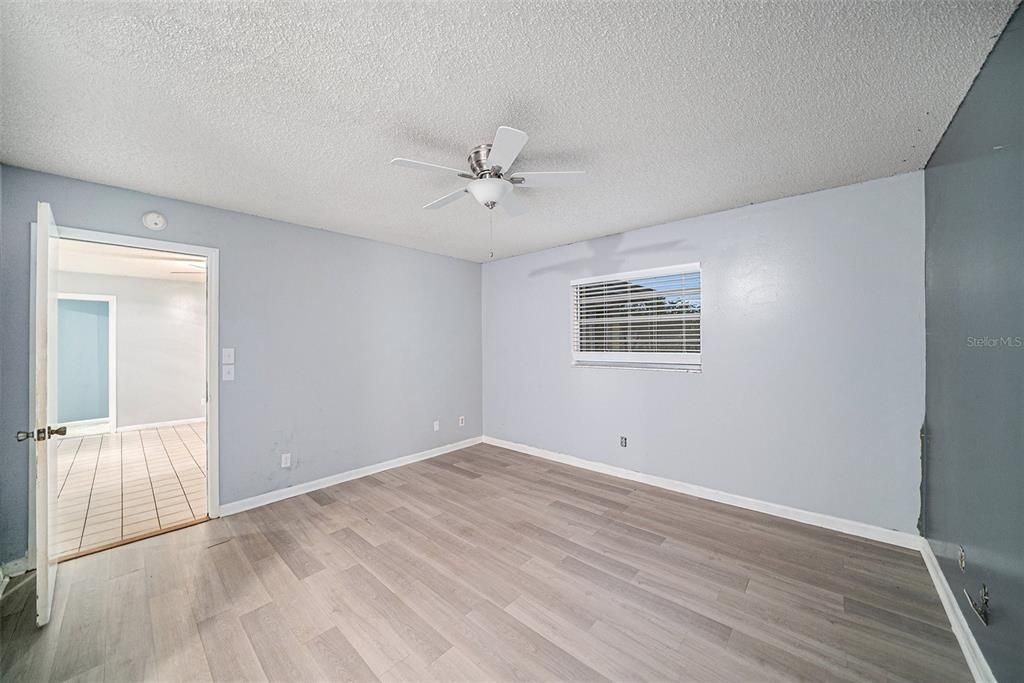 For Sale: $280,000 (2 beds, 2 baths, 1708 Square Feet)