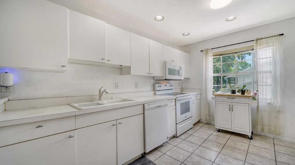 Spacious Kitchen featuring ample cabinetry.