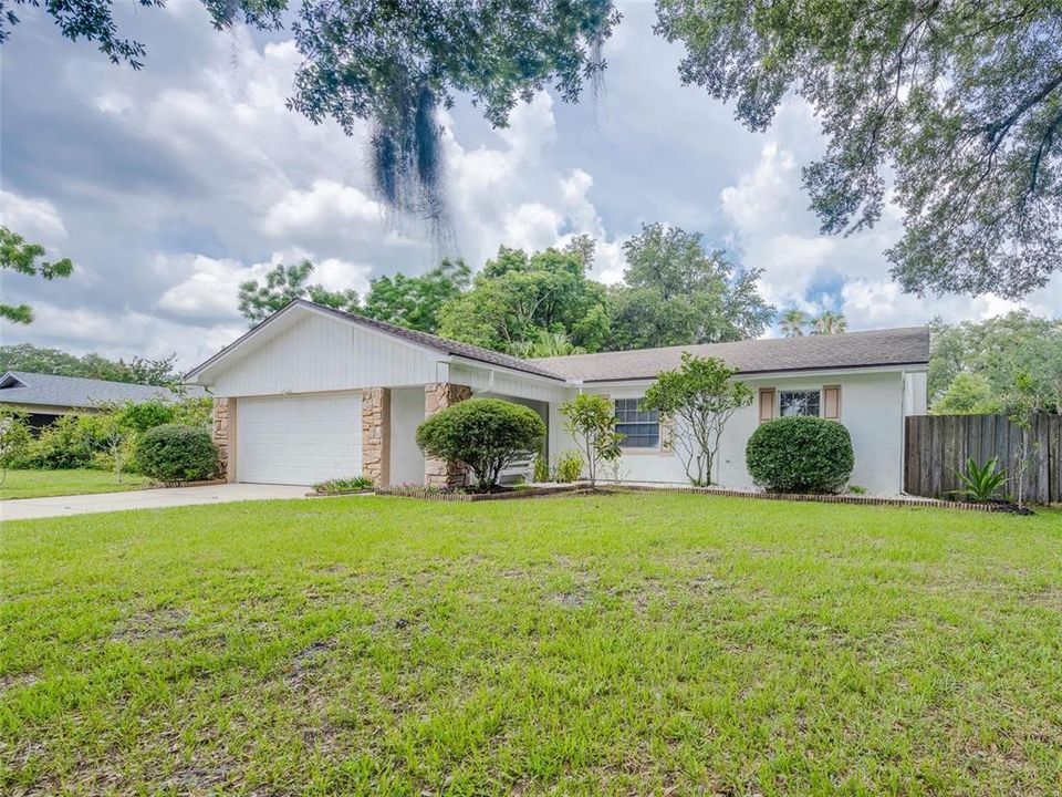 For Sale: $399,000 (3 beds, 2 baths, 1632 Square Feet)