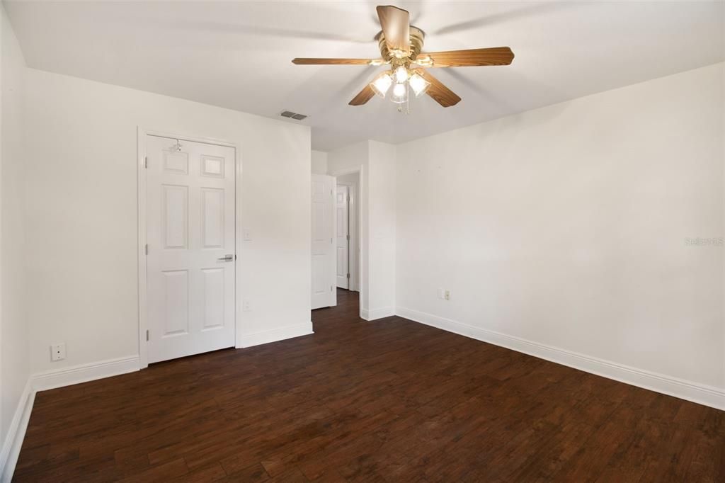Active With Contract: $425,000 (3 beds, 2 baths, 1847 Square Feet)