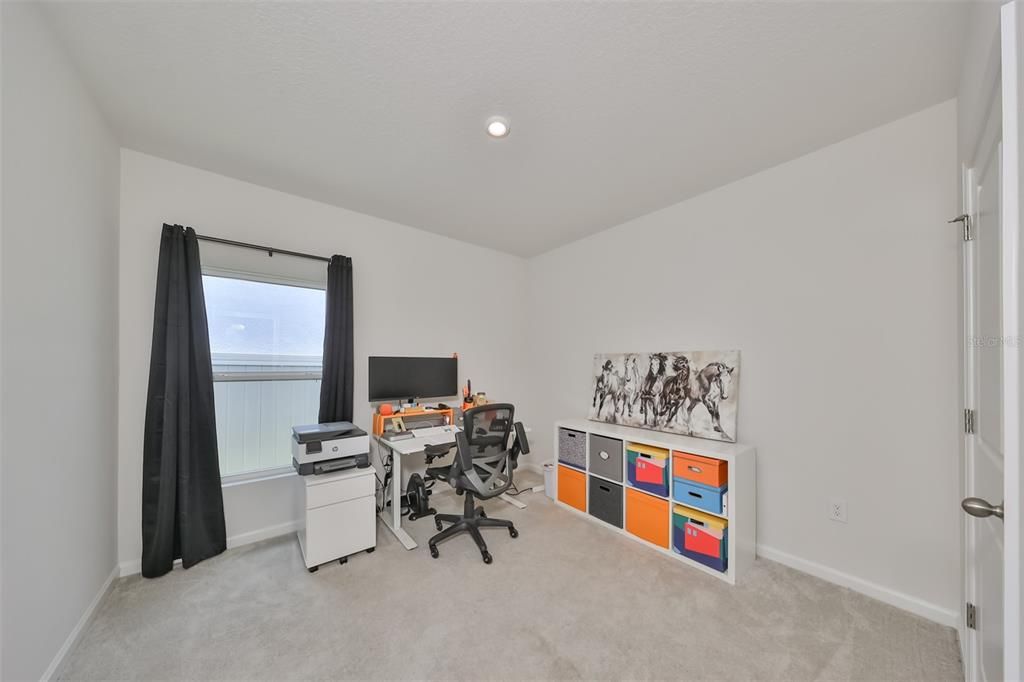 Active With Contract: $324,900 (3 beds, 2 baths, 1500 Square Feet)