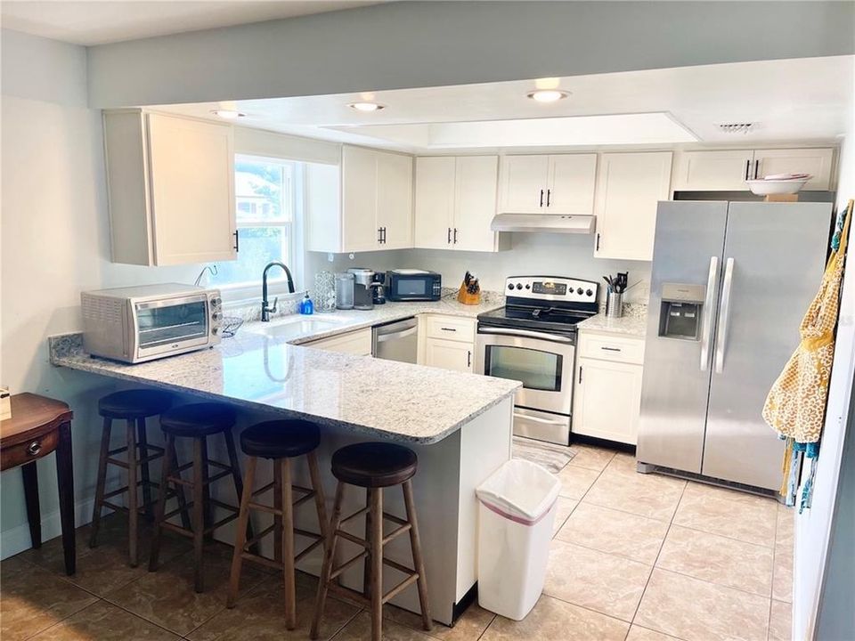 For Sale: $345,000 (3 beds, 2 baths, 1269 Square Feet)