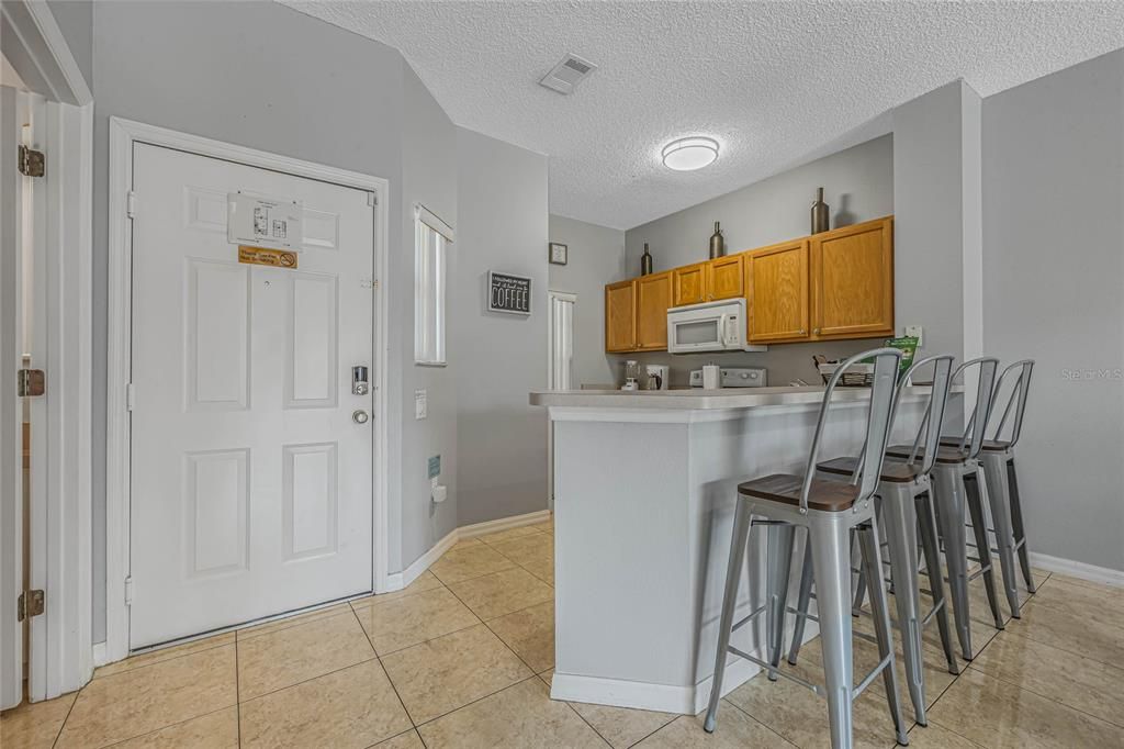 For Sale: $299,900 (3 beds, 2 baths, 1286 Square Feet)