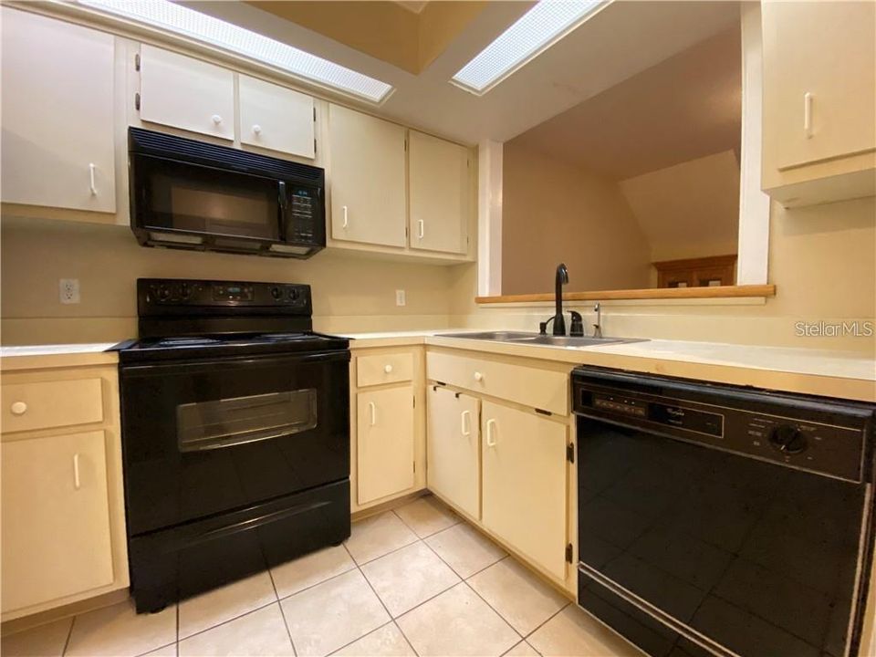 For Rent: $1,849 (2 beds, 2 baths, 1268 Square Feet)