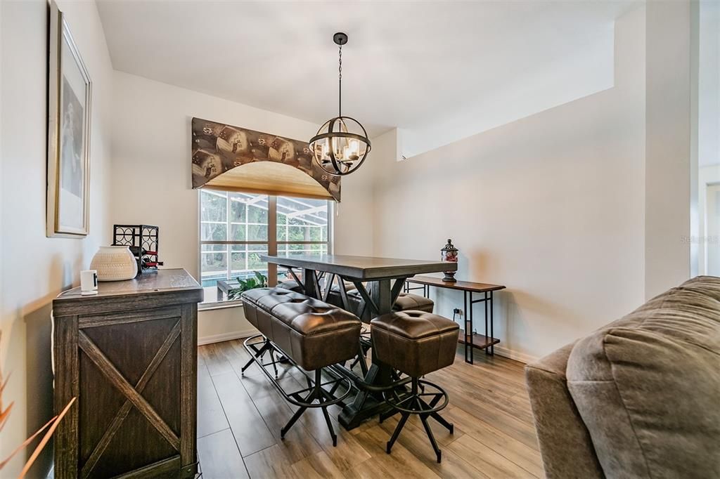 Active With Contract: $525,000 (3 beds, 2 baths, 1638 Square Feet)