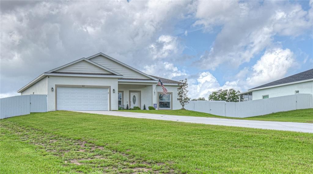 Active With Contract: $415,000 (3 beds, 2 baths, 1704 Square Feet)