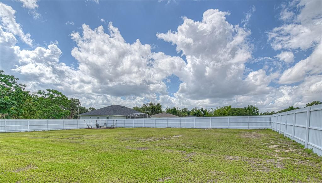 Active With Contract: $415,000 (3 beds, 2 baths, 1704 Square Feet)