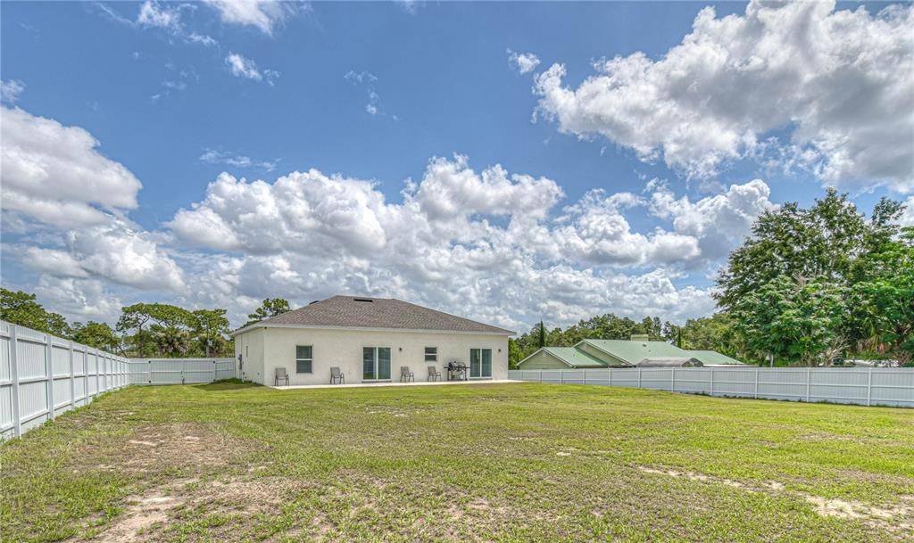 Active With Contract: $415,000 (3 beds, 2 baths, 1704 Square Feet)