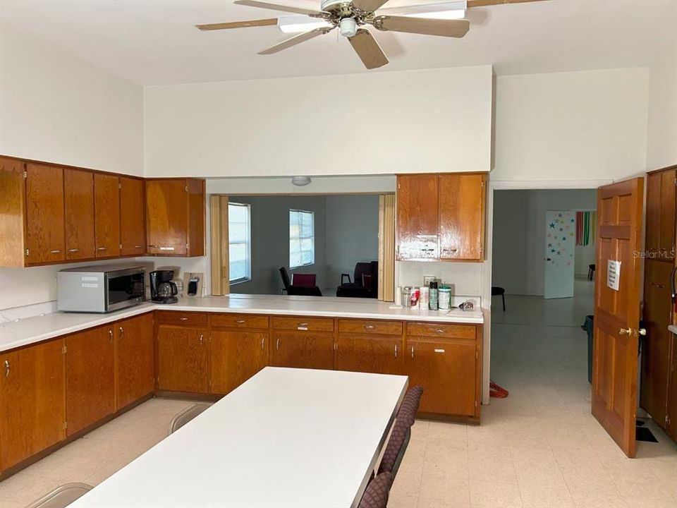 For Sale: $629,900 (2 beds, 1 baths, 6048 Square Feet)