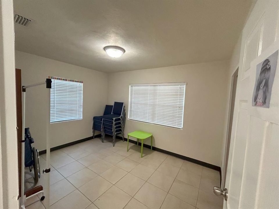 For Sale: $629,900 (2 beds, 1 baths, 6048 Square Feet)